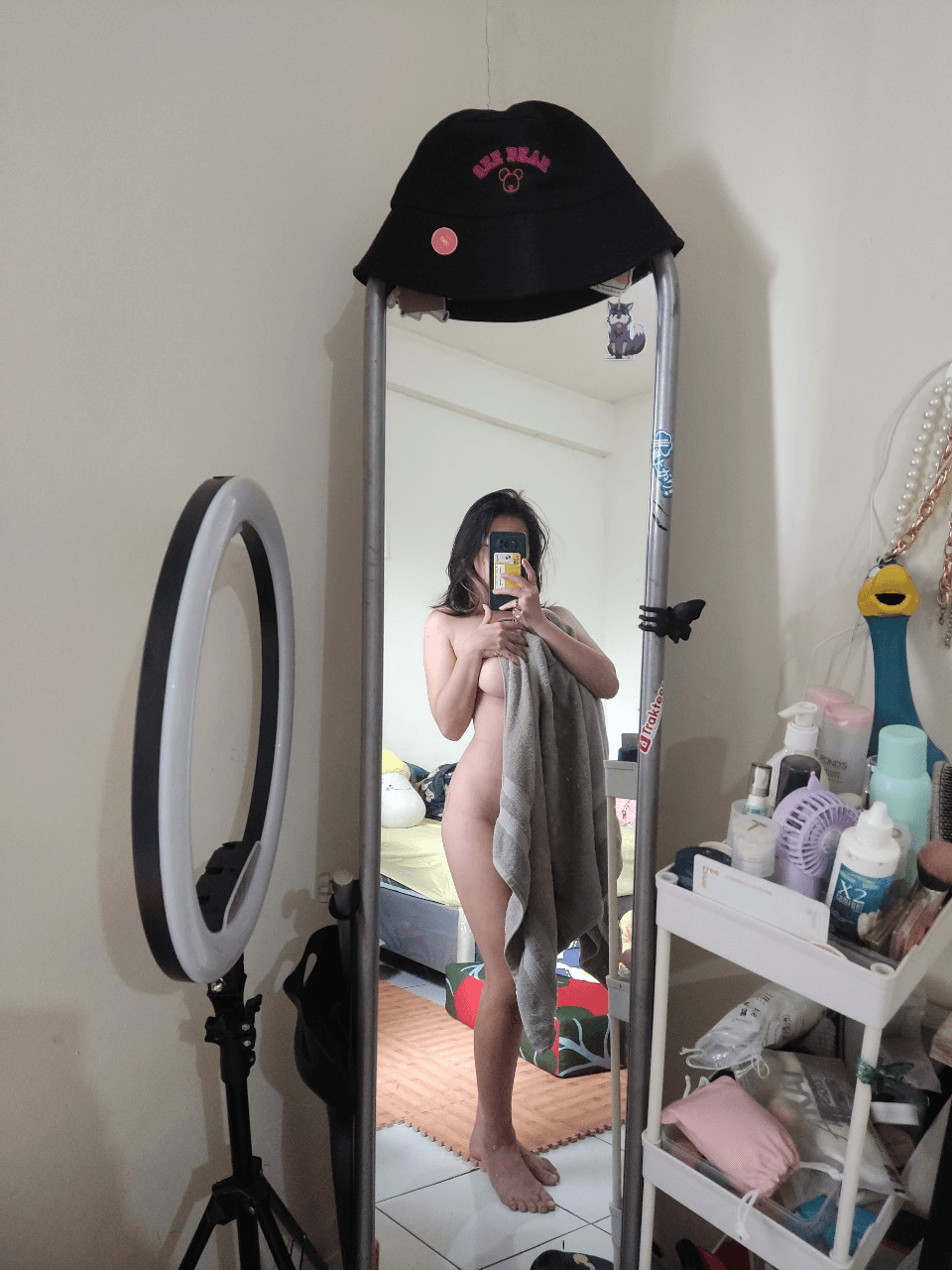 Yuura Tamaki Mirror Selfie 12