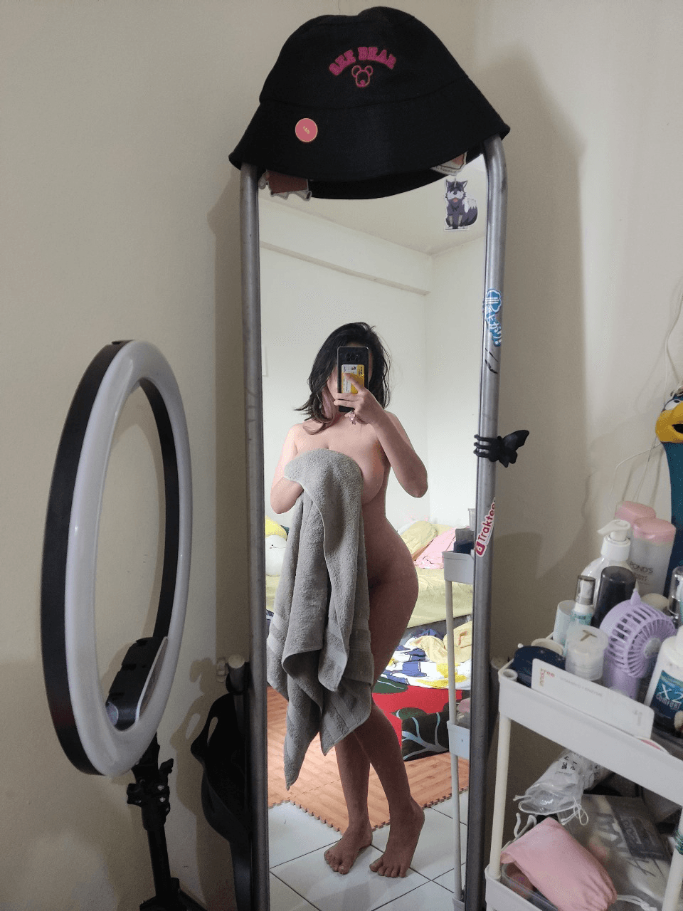 Yuura Tamaki Mirror Selfie 9