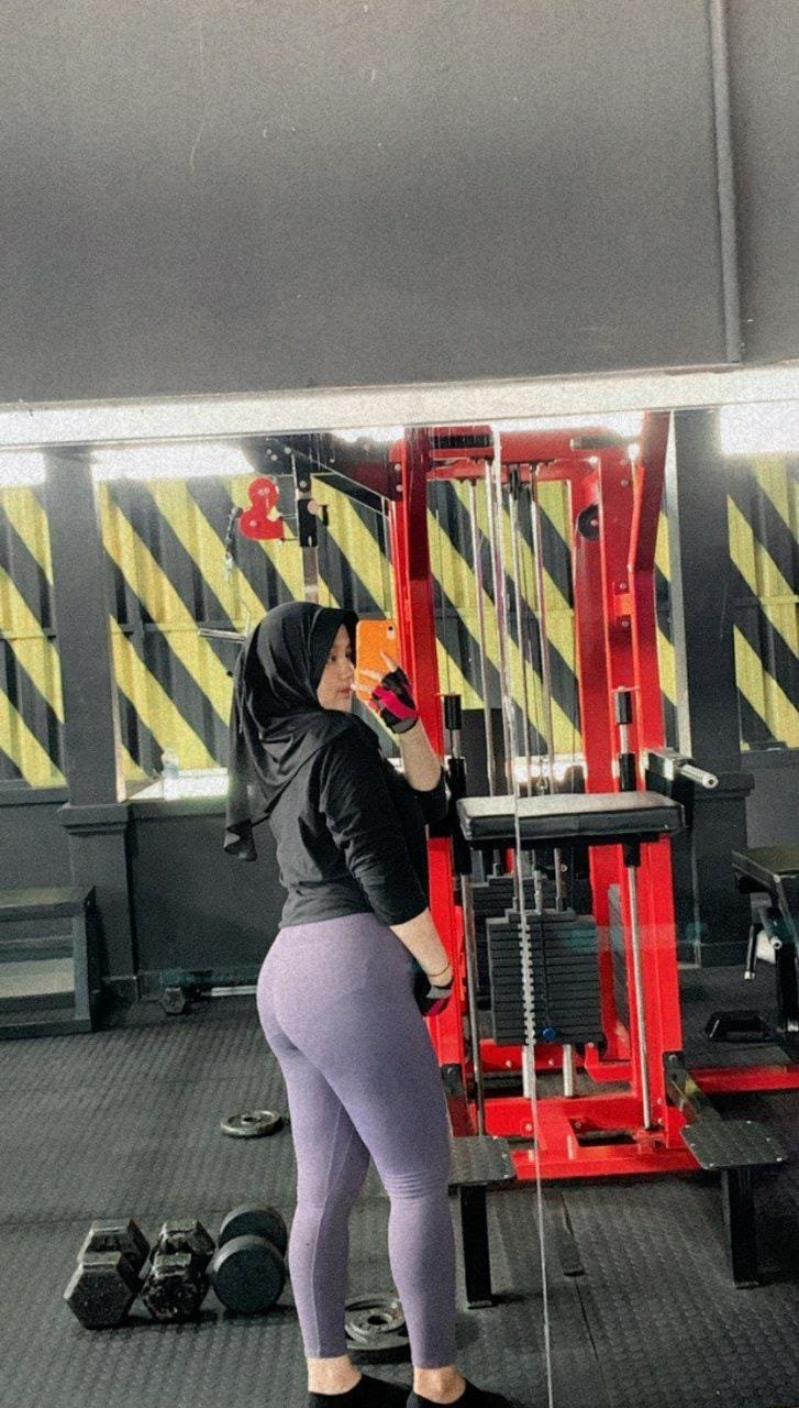 photo 6091307324712010690 y