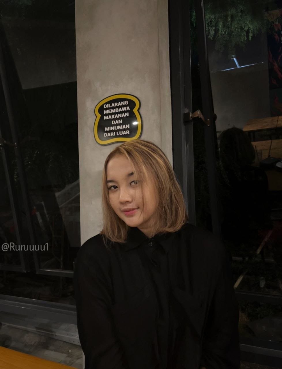 photo 6091307324712010712 y