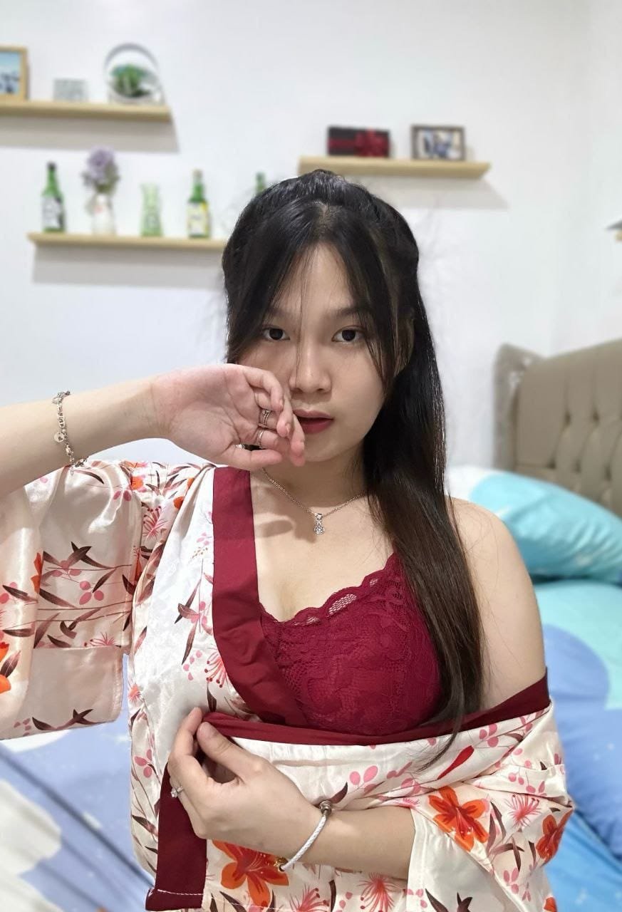 photo 6280321783072670018 y