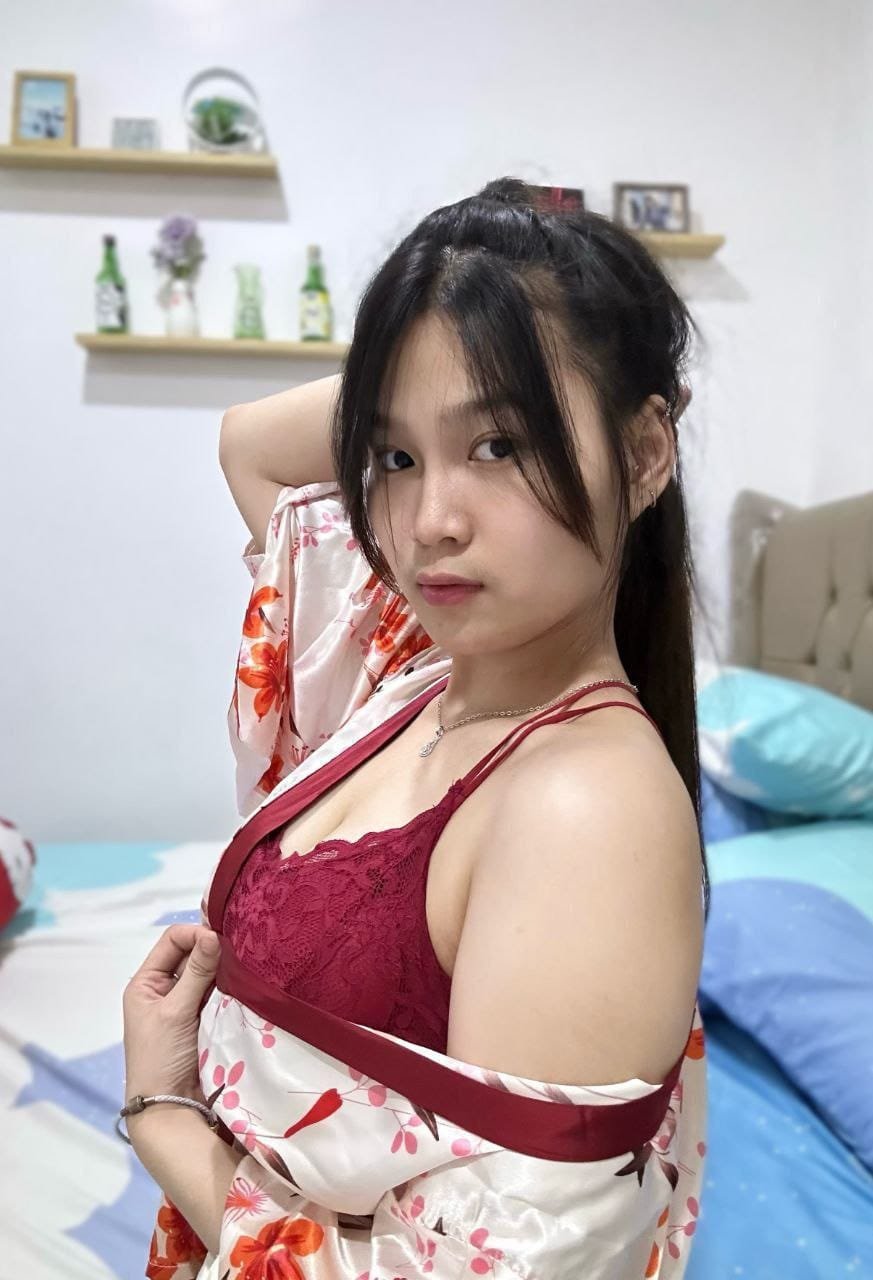 photo 6280321783072670019 y