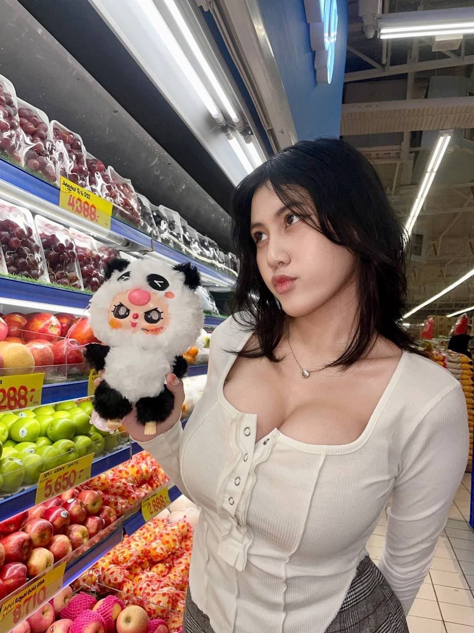 photo 6334580830772511527 y